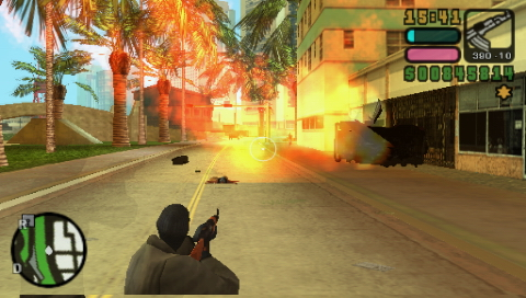 Grand Theft Auto Vice City Stories & Midnight Club 3 DUB Edition screenshot 4 for PSP